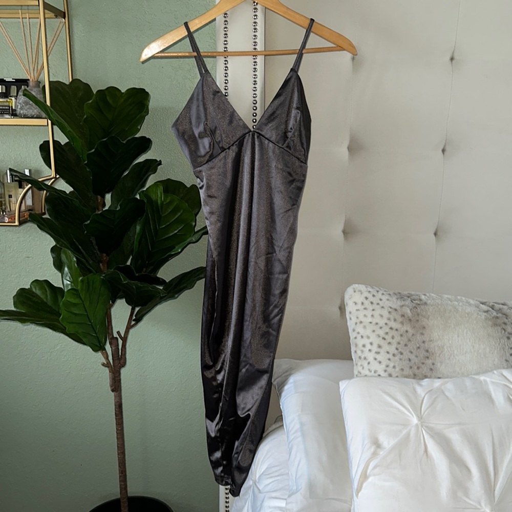Lauras boutique steel colored Satin midi dress.